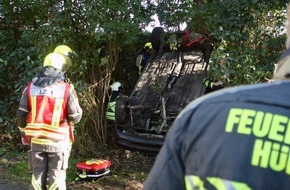 Freiwillige Feuerwehr Hünxe: FW Hünxe: 14 Verletzte nach Verkehrsunfall - Feuerwehr Hünxe probt den Ernstfall