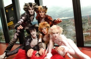 Musical Theater Basel: Sir Andrew Lloyd Webbers CATS kommt zurück - Die ersten Katzen schleichen bereits durch Basel