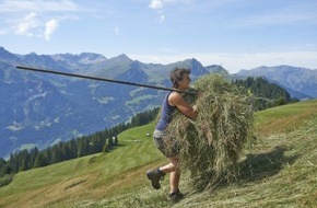 Caritas Schweiz / Caritas Suisse: Caritas propose des bénévoles à des familles de paysans de montagne en détresse / Les paysans de montagne suisses en détresse ont besoin de 800 bénévoles