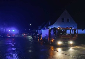 FW Borgentreich: Unwetterlage in der Stadt Borgentreich. Überflutung und vollgelaufen Keller / Garagen in Natzungen.