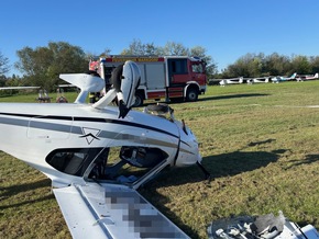 KFV Bodenseekreis: Ultraleichtflugzeug &uuml;berschl&auml;gt sich