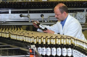 Krombacher Brauerei GmbH & Co.: Krombacher Brauerei baut führende Position mit historischem Ergebnis weiter aus
