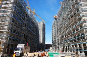 Zurich Gruppe Deutschland: Rohbau fertiggestellt: Errichtung der neuen Zurich Zentrale in Köln voll im Zeitplan
