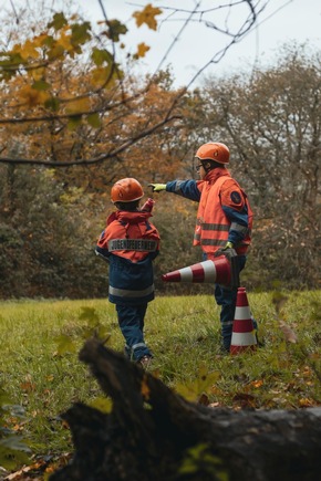 FW-EN: Jugendfeuerwehr Hattingen-Ost über 24 Stunden &quot;im Einsatz&quot;