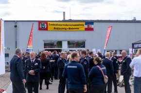 FW-LFVSH: Landesfeuerwehrversammlung 2025: Feuerwehr blickt zuversichtlich in die Zukunft - Talkrunde mit RS.H-Moderator und hochkarätigen Gästen zum Thema Katastrophenschutz