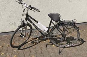 Kreispolizeibehörde Unna: POL-UN: Schwerte - Wer vermisst diese beiden sichergestellten Fahrräder?