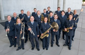 Bundespolizeidirektion München: Bundespolizeidirektion München: Beschwingter Start ins Wochenende / Die Big Band der Bundespolizei spielt am 15. Juli in Rosenheim am Ludwigsplatz