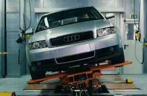 Audi AG: Review of 2000: "Audi Group grows successfully"