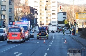 Feuerwehr Iserlohn: FW-MK: Schwerverletzte Person nach Verkehrsunfall
