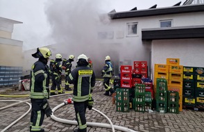 Feuerwehren des Landkreises Ravensburg: LRA-Ravensburg: Kellerbrand beschäftigt Feuerwehr in Schlier/Unterankenreute