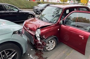 Polizei Hagen: POL-HA: Glück im Unglück auf der Eckeseyer Straße - Verkehrsunfall endet glimpflich