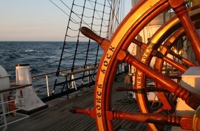 Presse- und Informationszentrum Marine: Kiel Ahoi - Das Segelschulschiff "Gorch Fock" kehrt von seiner 163. Auslandsausbildungsreise zurück (FOTO)