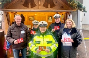 Polizei Paderborn: POL-PB: Taschendiebe in der Vorweihnachtszeit sehr aktiv - Polizei informiert bei Präventionsstreife