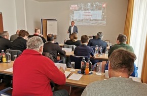 IGBCE Bayern: Kunststofftarifverhandlung 2025 in Bayern: zweite Runde endet ergebnislos
