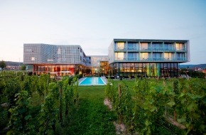 LOISIUM Hotel Betriebs GmbH & Co. KG: Frühling in den Weingärten: Weinsaisoneröffnung im wine & spa resort
LOISIUM Hotel und der LOISIUM Weinwelt - ANHÄNGE