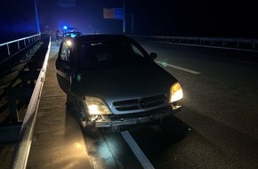 Polizei Bielefeld: POL-BI: Mehrere Kilometer auf der Felge unterwegs