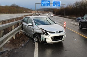 Polizeidirektion Kaiserslautern: POL-PDKL: Verkehrsunfall mit Verletzten durch Hagelschauer