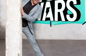 SAT.1: Ralf Schmitz stellt in seiner neuen SAT.1-Show "Paar Wars" ab Freitag, 3. September, Paare auf die Probe