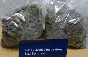 Bundespolizeiinspektion Bad Bentheim: BPOL-BadBentheim: Drogenschmuggler nach Verfolgungsfahrt gefasst