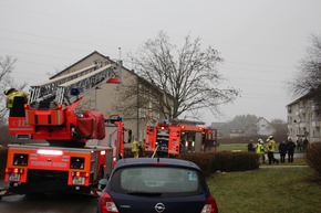 FW Menden: Rauchmelder verhindern Schlimmeres: Küchenbrand schnell entdeckt und gelöscht.