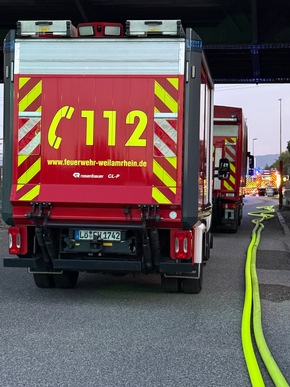 Feuerwehr Weil: Feuerwehr stoppt Gefahrstoffaustritt im Umschlagbahnhof Weil am Rhein