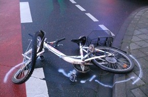 Polizei Düren: POL-DN: Zusammenstoß zwischen Fahrrad und Pkw
