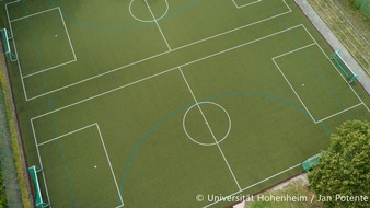 Universit&auml;t Hohenheim: WM-Studie 2026: Skepsis gegen&uuml;ber der FIFA bleibt hoch