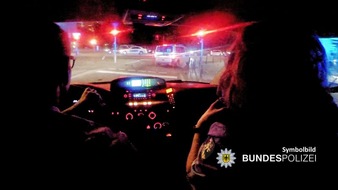 Bundespolizeidirektion München: Bundespolizeidirektion München: Sachbeschädiger gefasst: 23-Jähriger Dank aufmerksamen Lokführer in Gewahrsam