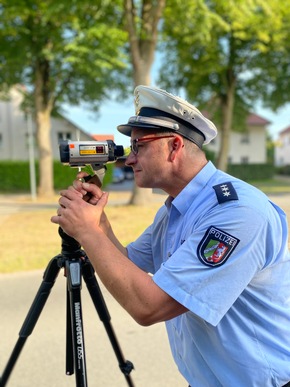 POL-BOR: Kinder verteilen Dank- und Denkzettel an Autofahrer