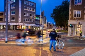 Kreispolizeibehörde Borken: POL-BOR: Kreis Borken - Ohne Licht und auf der falschen Seite: Fahrradkontrolltag zeigt Verstöße auf