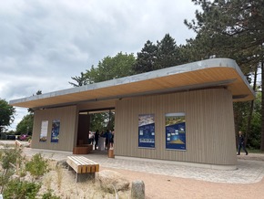 Neuer Pavillon im Inselnorden bietet Schutz, Radservice und Naturinformationen