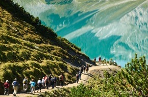 Alpenregion Bludenz Tourismus GmbH: berge.hören Â Gaumenschmaus, Kulturgenuss und Wanderlust - BILD