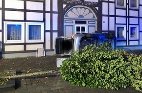Freiwillige Feuerwehr Lügde: FW Lügde: Verkehrsunfall in der Mittleren Straße