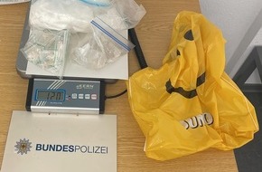 Bundespolizeidirektion Sankt Augustin: BPOL NRW: Bundespolizei stellt 500 Gramm Kokain und 550 Gramm Chrystal Meth auf der Autobahn 61 sicher