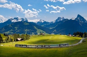 Gstaad Saanenland Tourismus: Dank Gstaad Card das ganze Jahr kostenfrei ÖV fahren