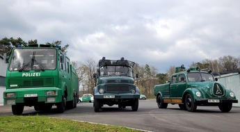 Polizeipräsidium Mittelhessen - Pressestelle Marburg-Biedenkopf: POL-MR: Blaulichtreffen im Polizeioldtimer Museum Zum Öffnungstag am 16. Juni begrüßen die Marburger viele Feuerwehroldies