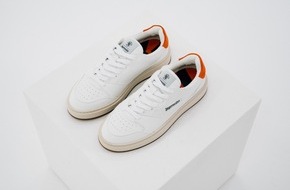 Mast-J&auml;germeister SE: J&auml;germeister bringt eigenen Sneaker &bdquo;The Curt&ldquo; auf den Markt