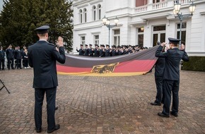 Bundespolizeidirektion Sankt Augustin: BPOL NRW: Bundespolizei begrüßt neue Mitarbeitende in Köln