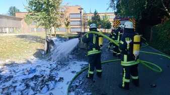 Freiwillige Feuerwehr Werne: FW-WRN: Brennen Mülltonnen an der Marga-Spiegel-Schulke
