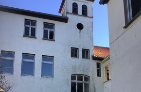 Feuerwehr Paderborn: FW Paderborn: Gemeldeter Kellerbrand am Heilandsfrieden