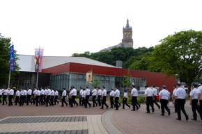 FW-KLE: Stadtfeuerwehrfest / 125 Jahre Löschzug Kleve und Musikzug