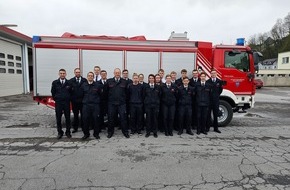 Feuerwehr der Stadt Arnsberg: FW-AR: FEUERWEHR ARNSBERG ERHÄLT VERSTÄRKUNG-19 EINSATZKRÄFTE BEENDEN IHRE GRUNDAUSBILDUNG