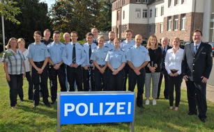 Kreispolizeibehörde Höxter: POL-HX: Elf neue Gesichter bei der Polizei im Kreis Höxter