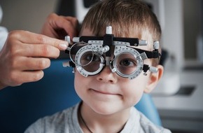 Kuratorium Gutes Sehen e.V.: Presse-Themenservice „Myopie-Management bei Kindern“: Kurzsichtigkeit korrigieren & langfristig bremsen