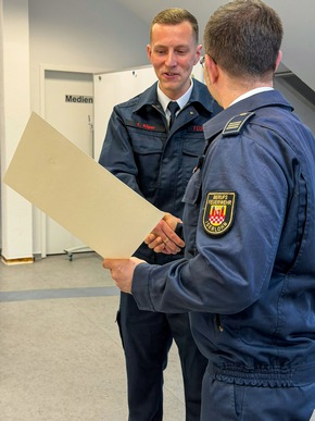 FW-MK: Neuer Grundausbildungslehrgang der Berufsfeuerwehr gestartet