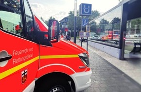 Feuerwehr und Rettungsdienst Bonn: FW-BN: Personenunfall im U-Bahnhaltepunkt Heussallee - eine Person schwer verletzt unter Straßenbahn