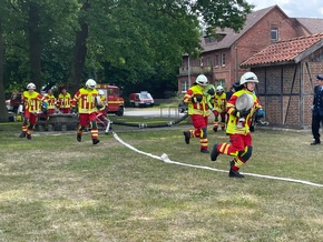 FW Lehrte: Moorwettkämpfe der Lehrter Feuerwehren mit Heiratsantrag