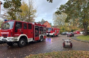 Freiwillige Feuerwehr Aurich: FW-AUR: Essensreste auf Herdplatte verkohlt