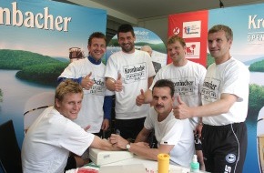Krombacher Brauerei GmbH & Co.: Pieksen für die gute Sache