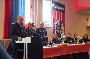 Kreisfeuerwehr Rotenburg (Wümme): FW-ROW: "Feuerwehr wichtiger denn je" - Delegiertenversammlung des Kreisfeuerwehrverbandes Rotenburg e.V. in Jeersdorf